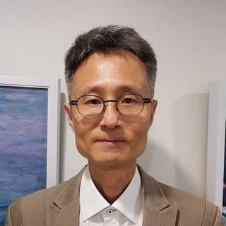 Jong Hyun Jung